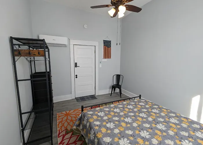 Private And Sleeping Near Marathon, Hershey Apartment Robinson