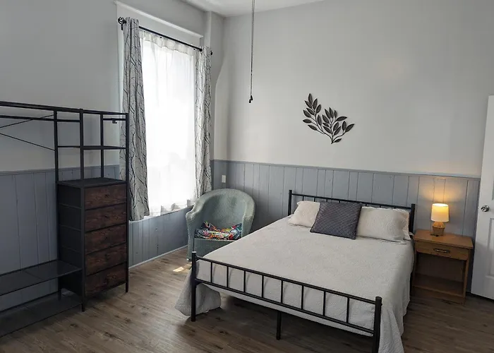 Apartment Private And Sleeping Near Marathon, Hershey